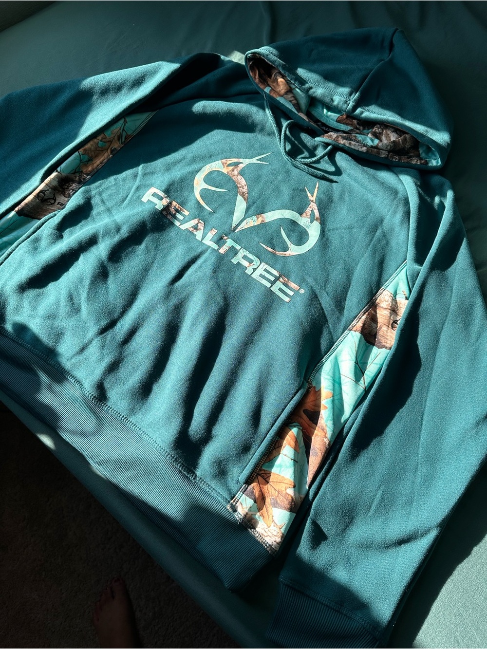 Realtree Teal Pullover Hoodie Women